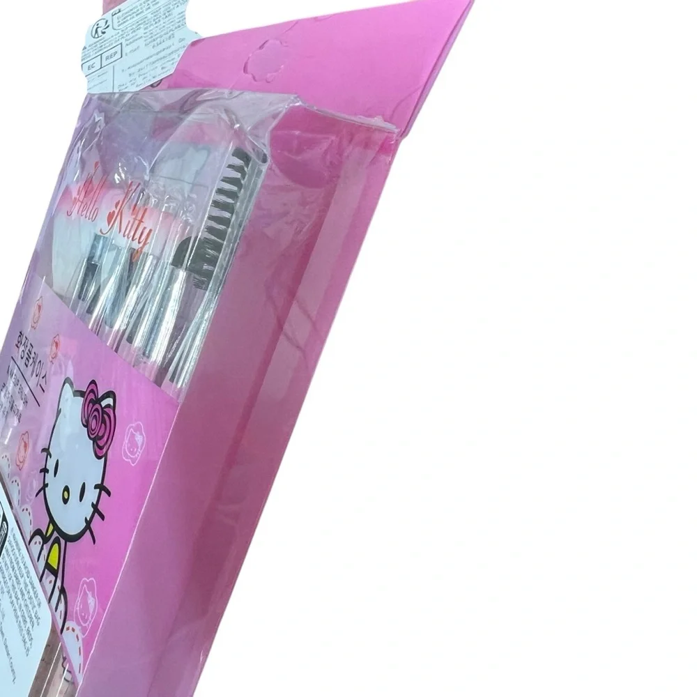 Hello Kitty Makeup Brush Set‎ with Cute Designs 7 Brushes Gift